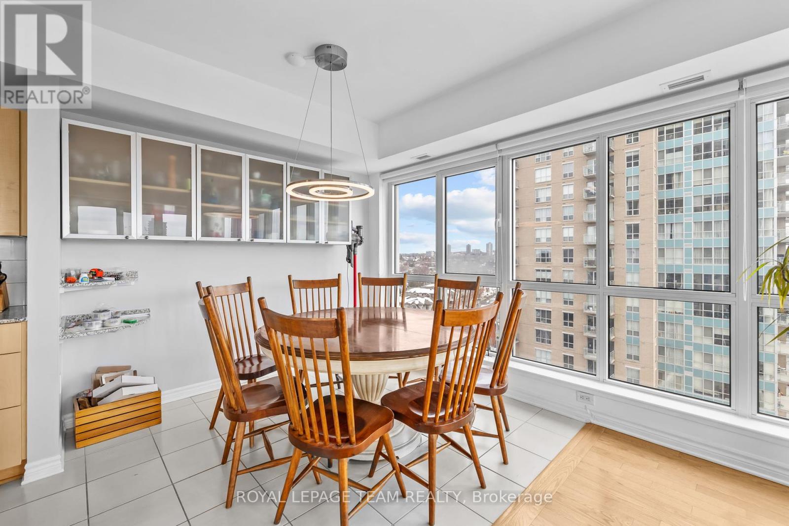 1002 - 70 Landry Street
