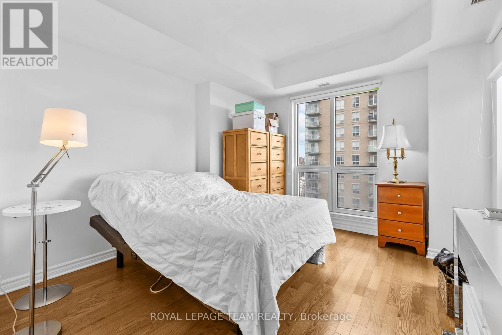1002 - 70 Landry Street