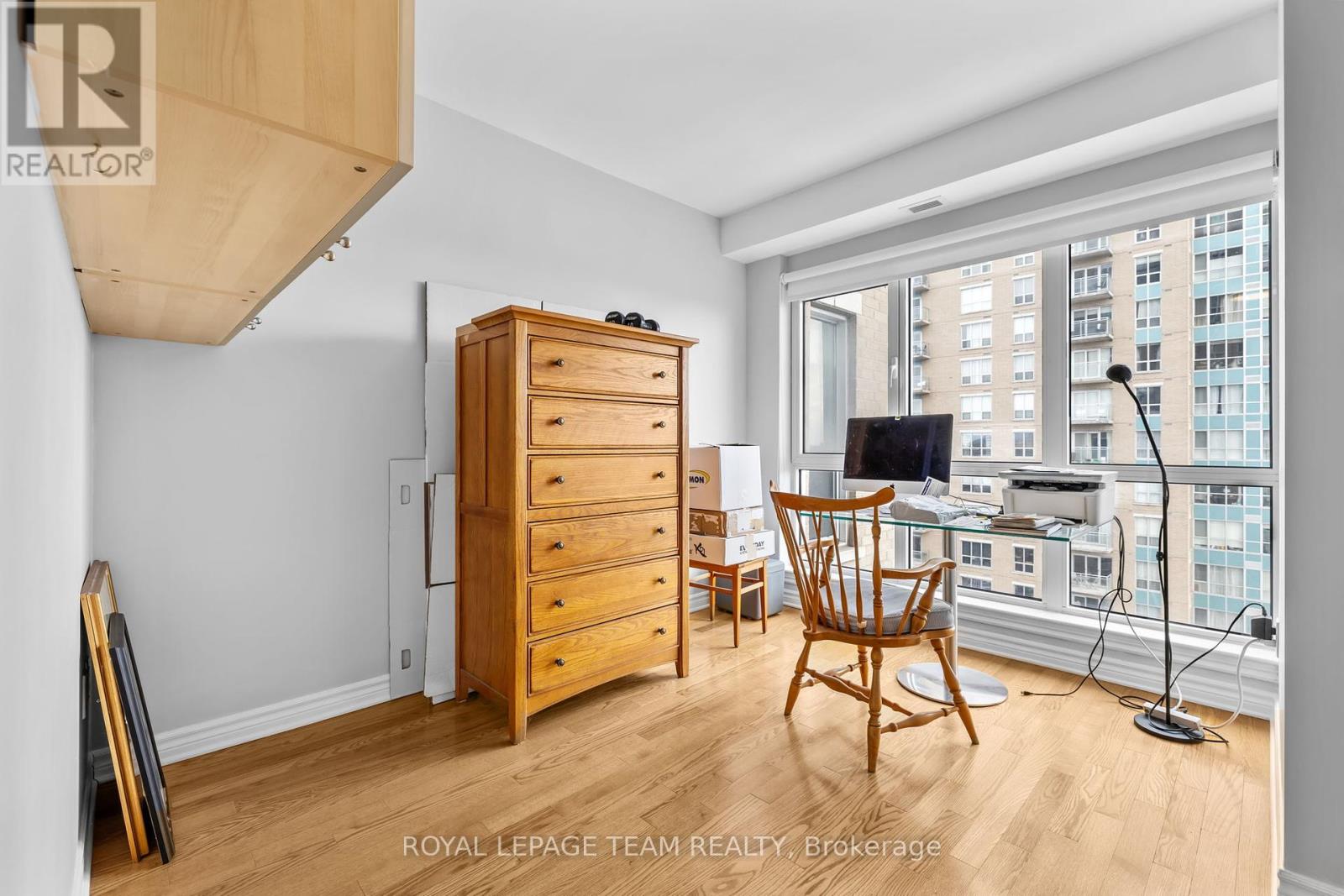 1002 - 70 Landry Street