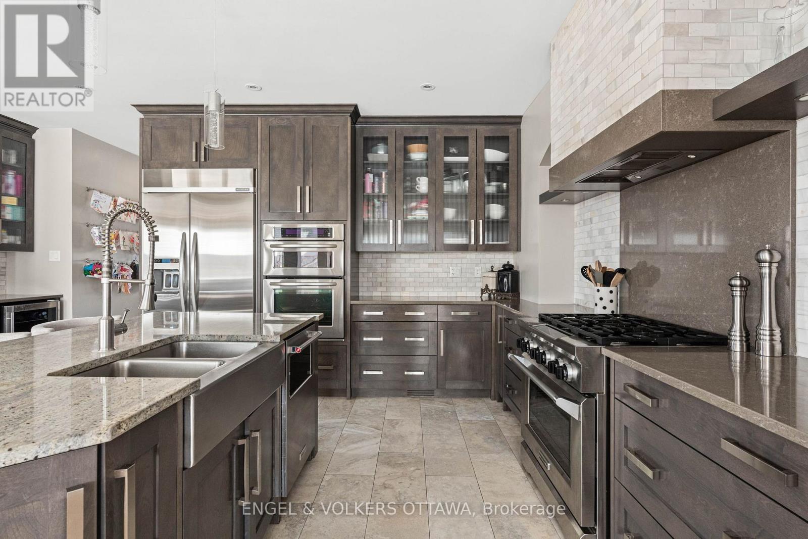 110 Gray Willow Place
