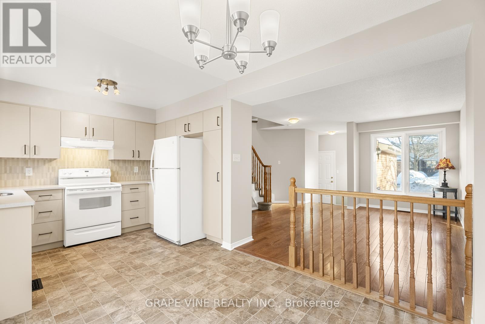 430 Lawler Crescent