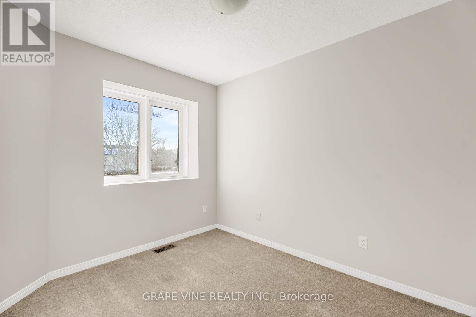 430 Lawler Crescent
