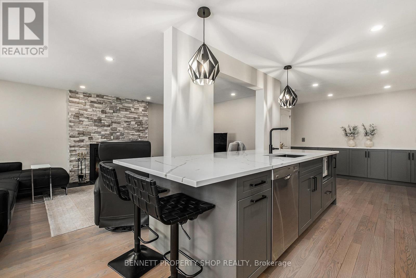 1708 Autumn Ridge Drive