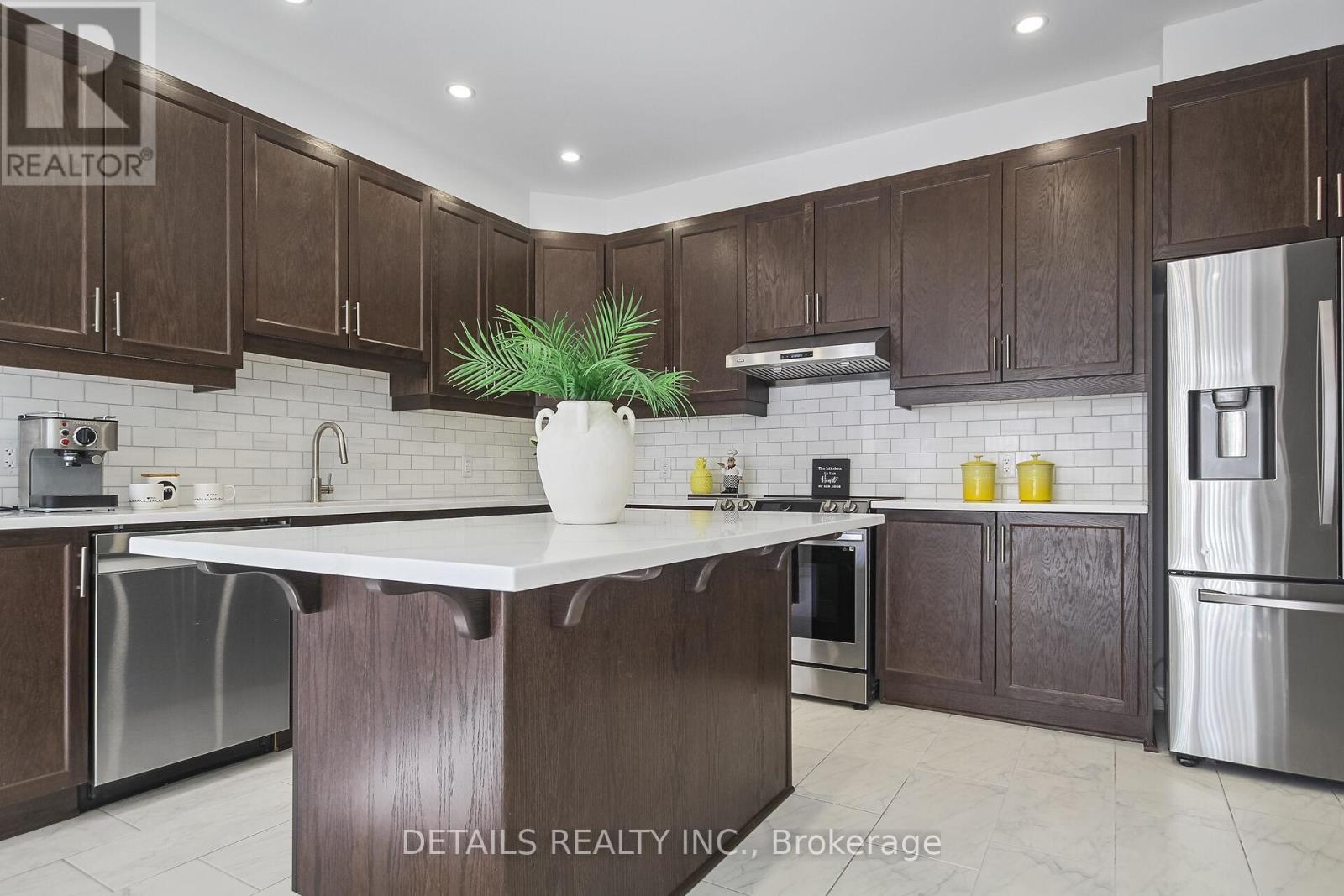 147 Unity Place