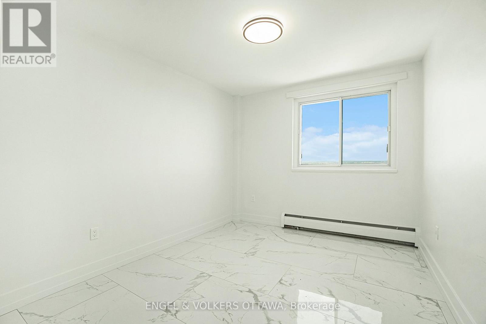 1309 - 915 Elmsmere Road