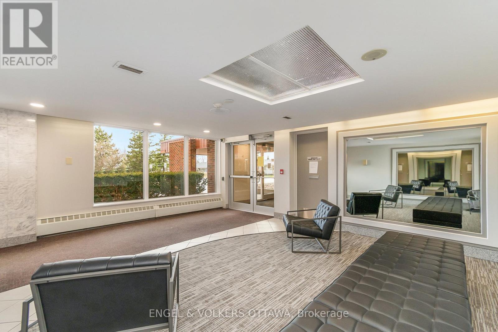 1309 - 915 Elmsmere Road