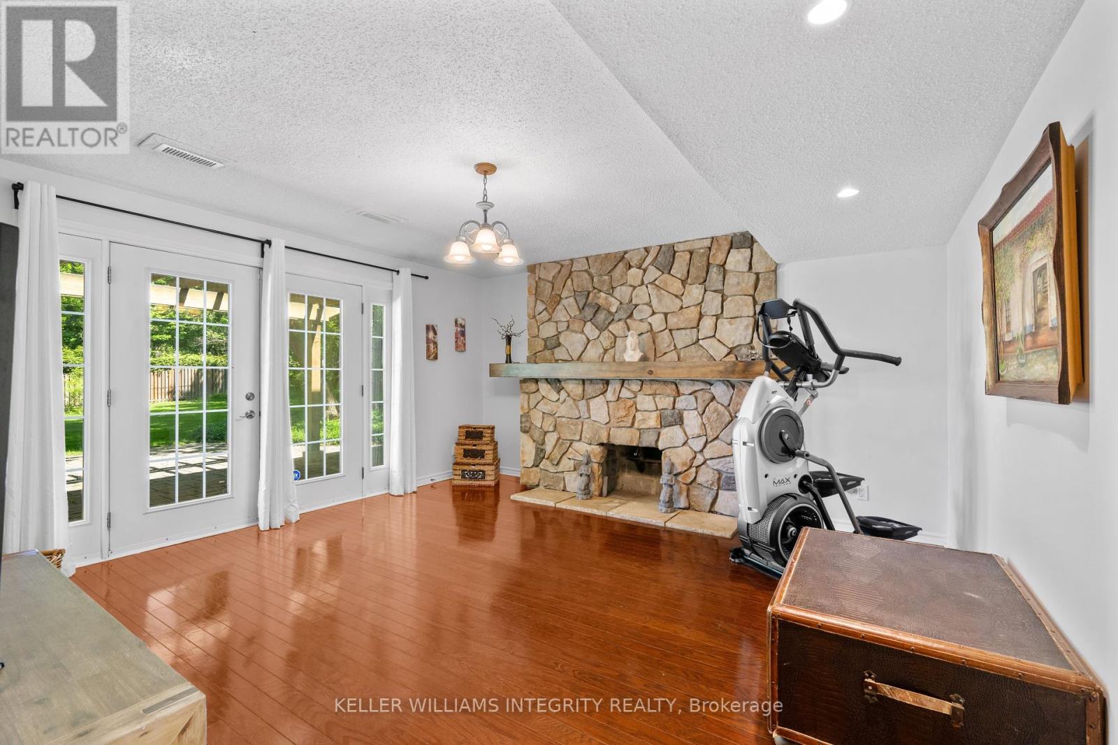 3 Briarcliffe Drive