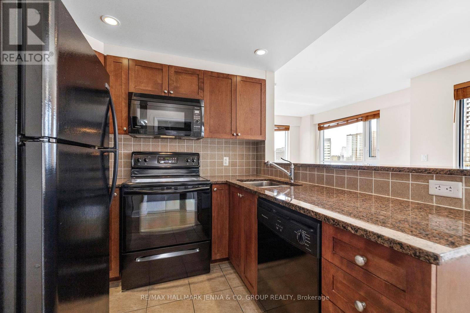 1104 - 200 Besserer Street