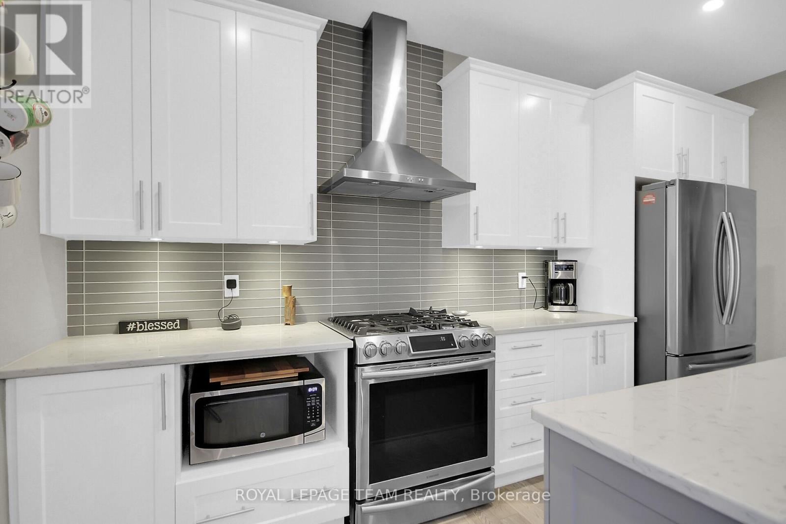 845 Percival Crescent