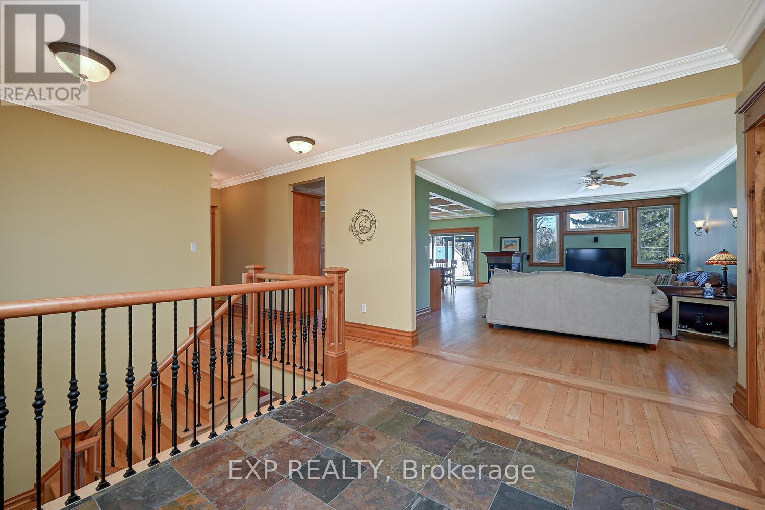 415 Johnston Road