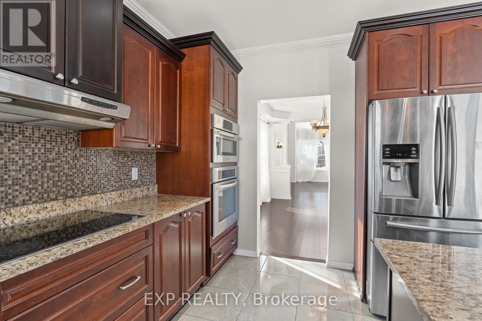 537 Bretby Crescent