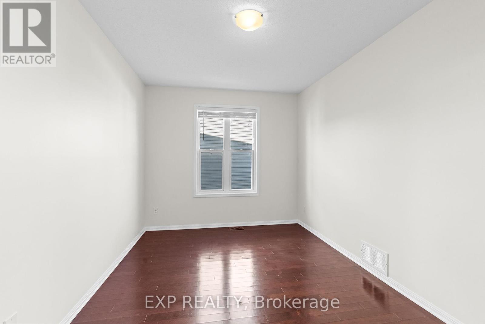 537 Bretby Crescent