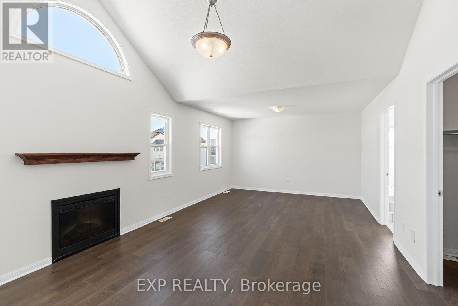 537 Bretby Crescent