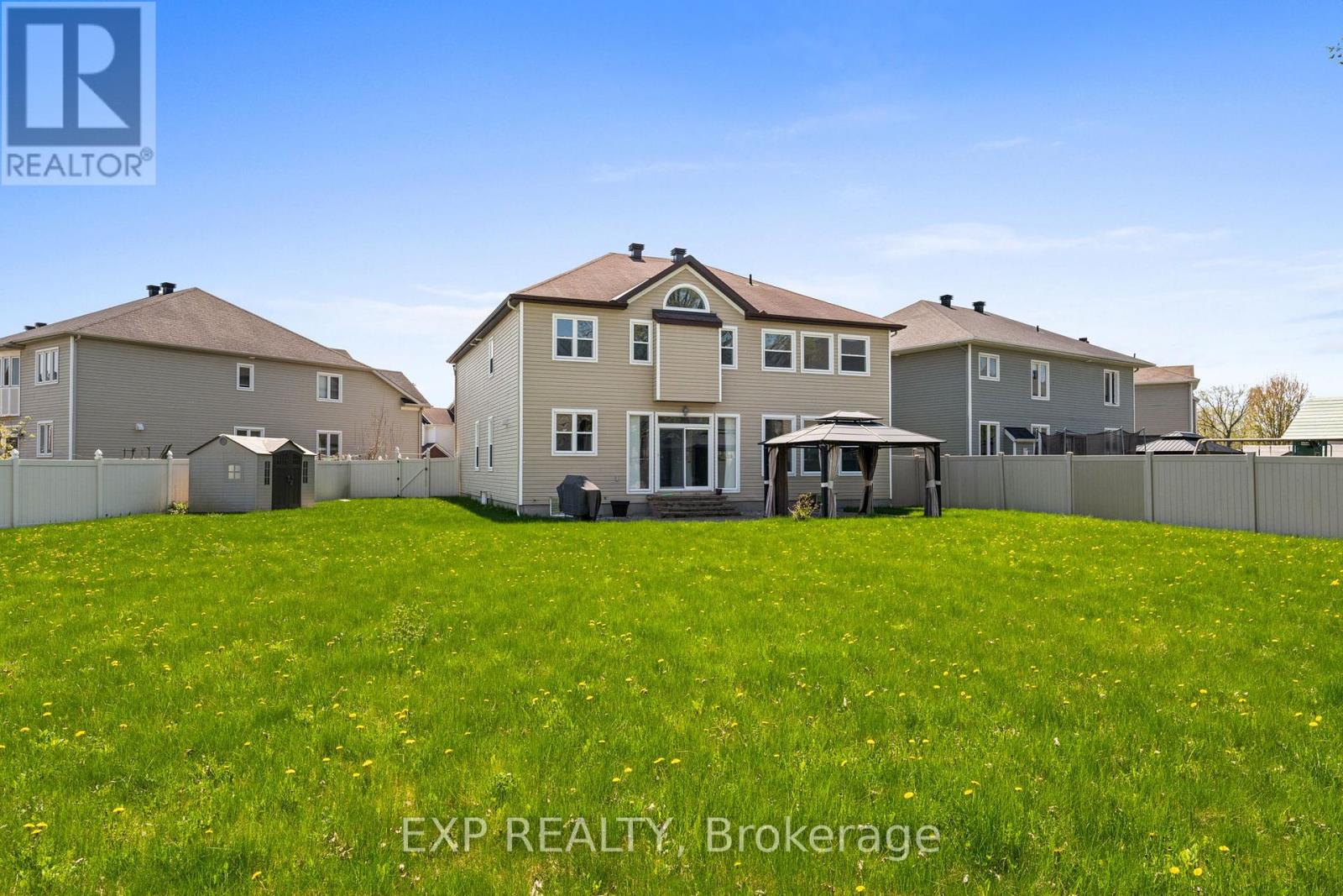 537 Bretby Crescent