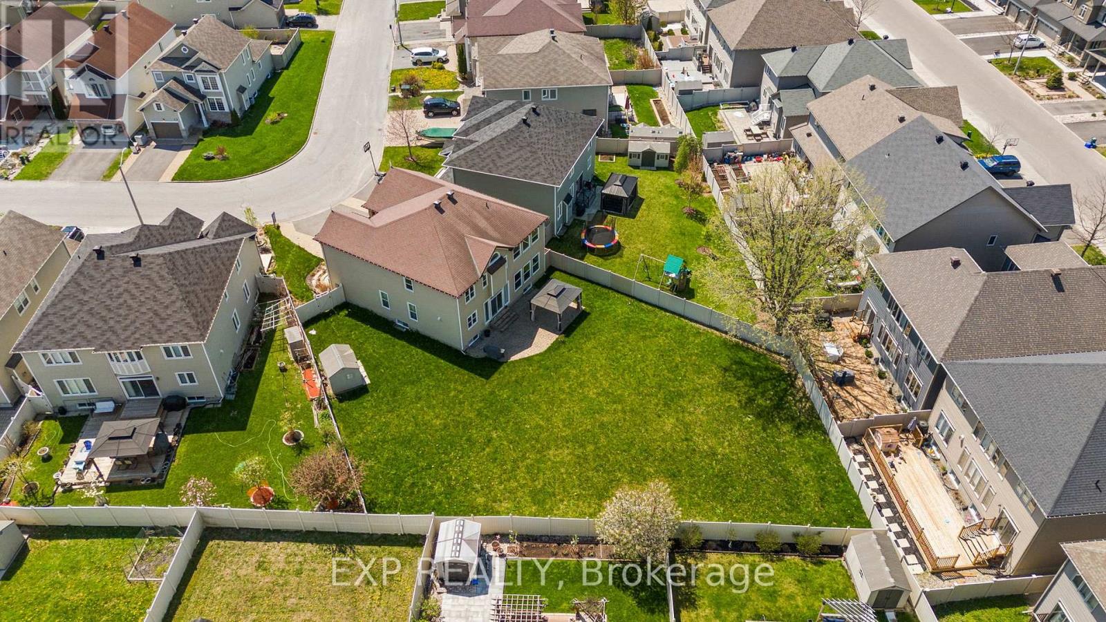 537 Bretby Crescent
