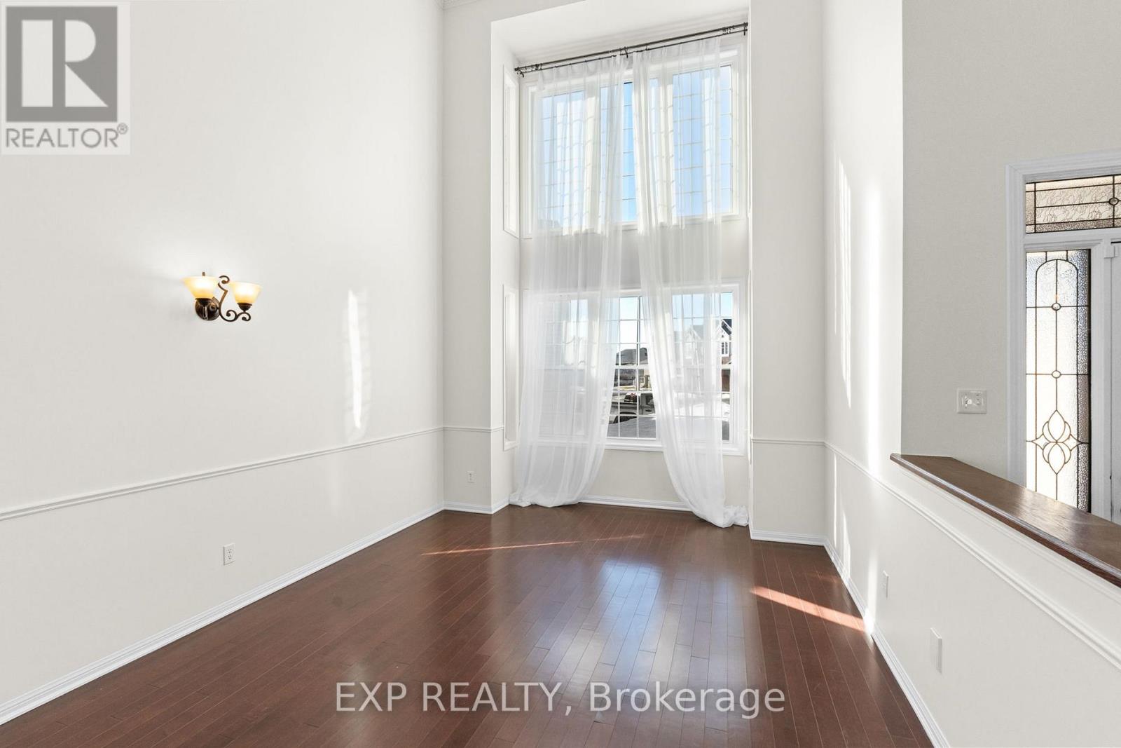 537 Bretby Crescent