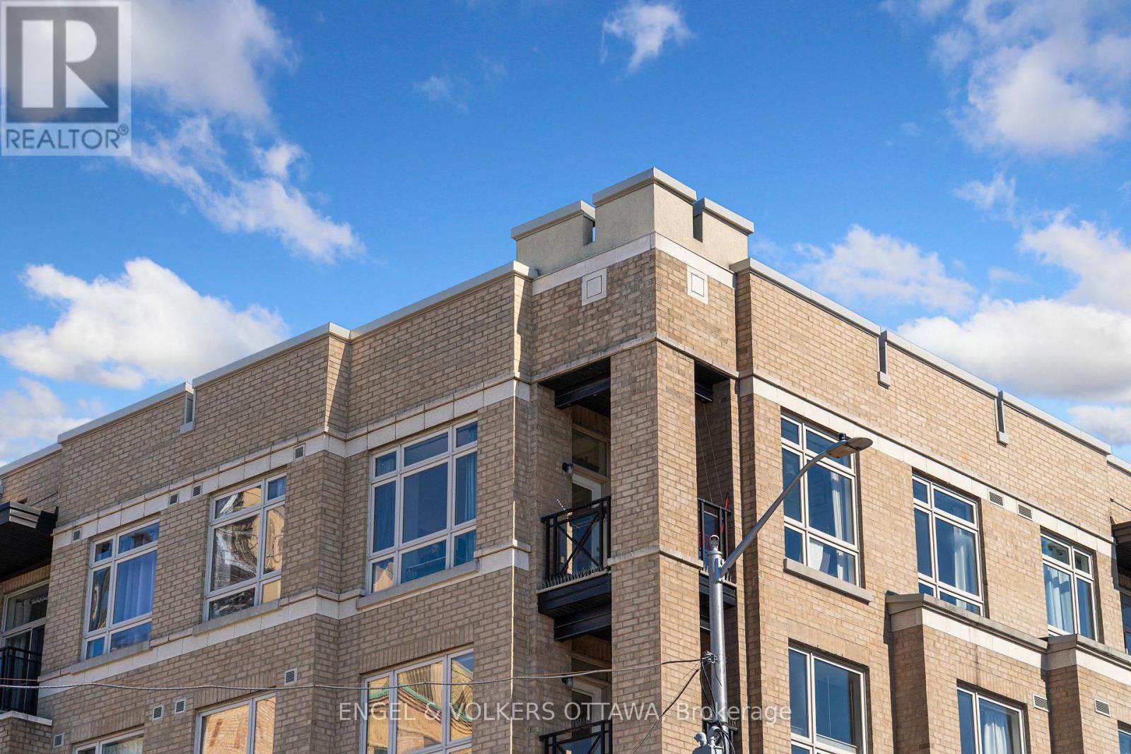 514 - 429 Kent Street