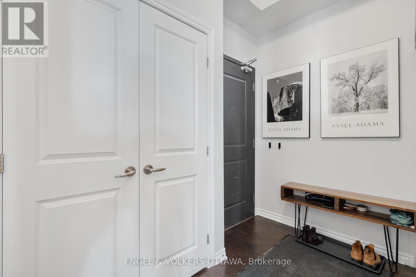 514 - 429 Kent Street