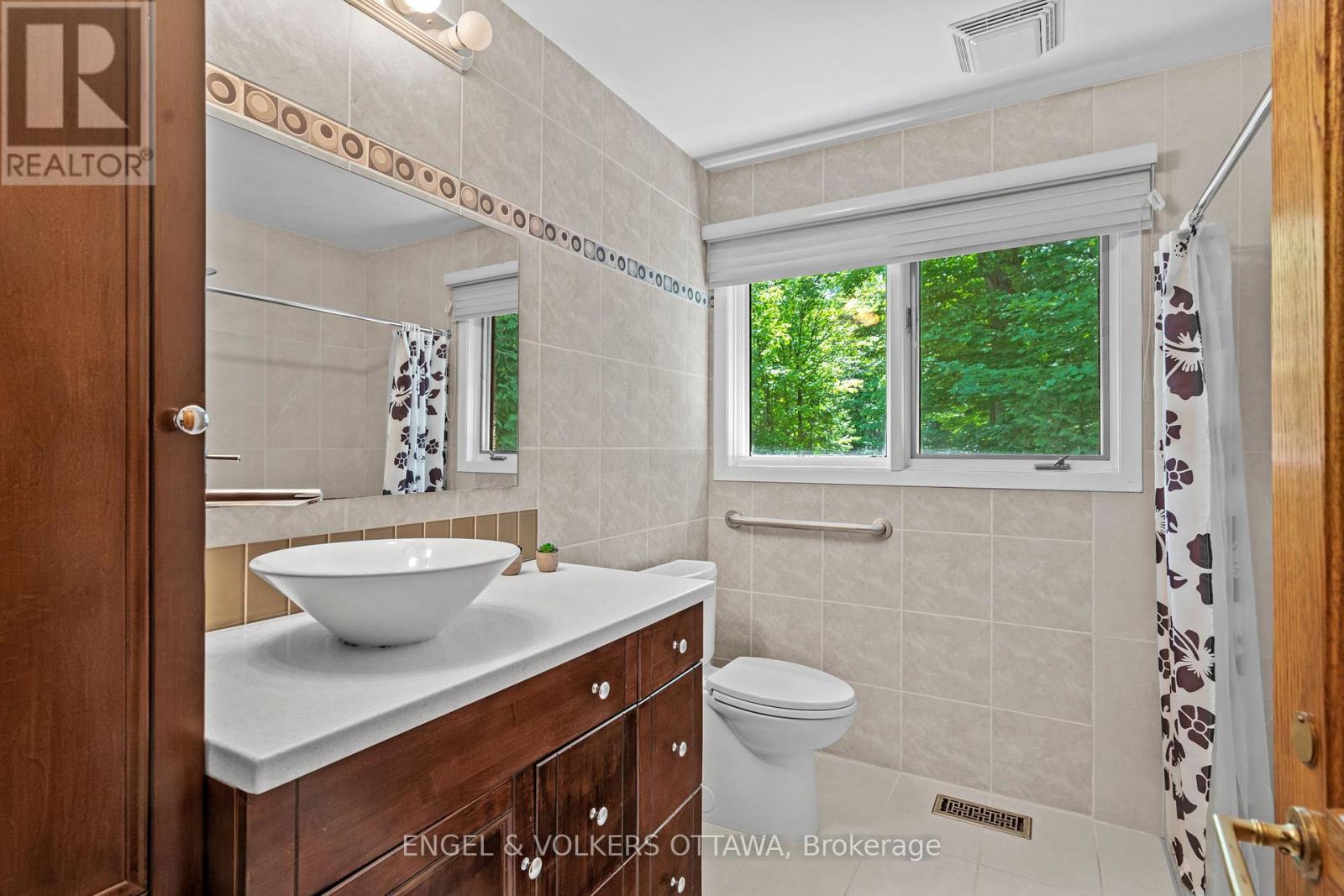 5468 Torbolton Ridge Road
