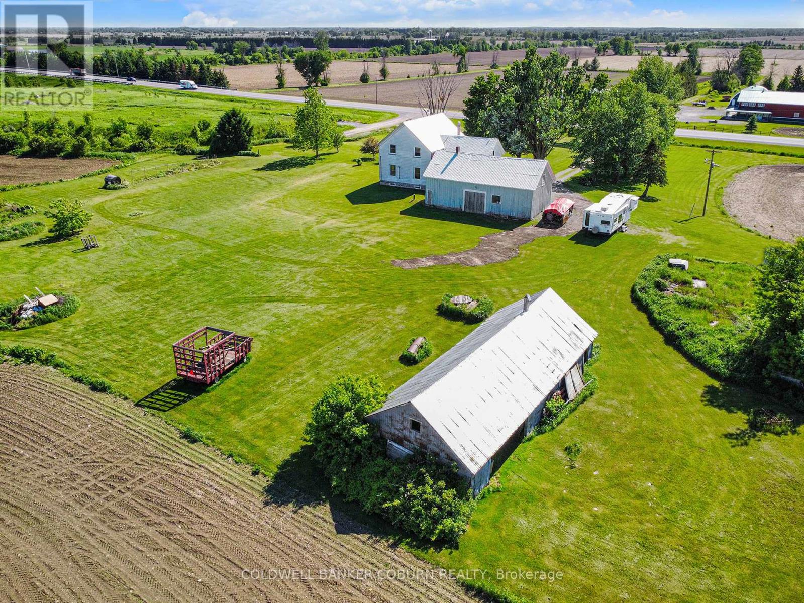 2327 Hwy 31 Highway