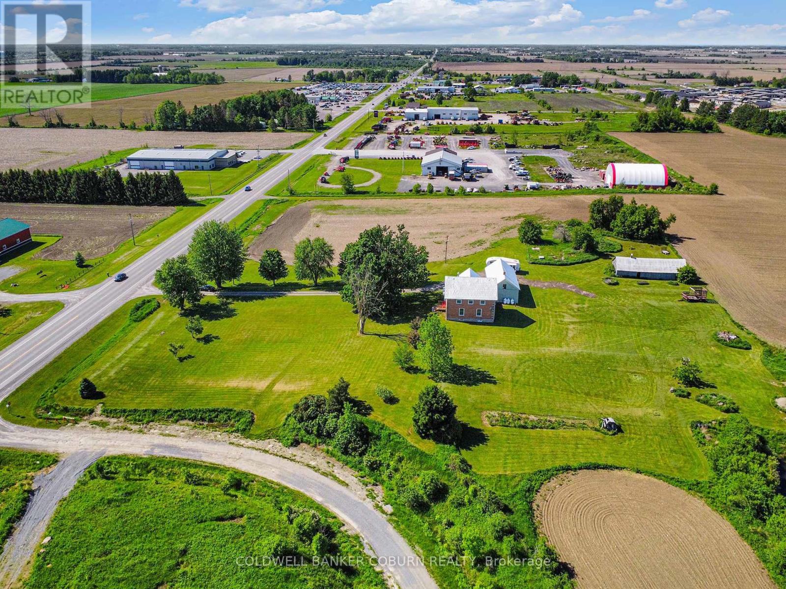 2327 Hwy 31 Highway