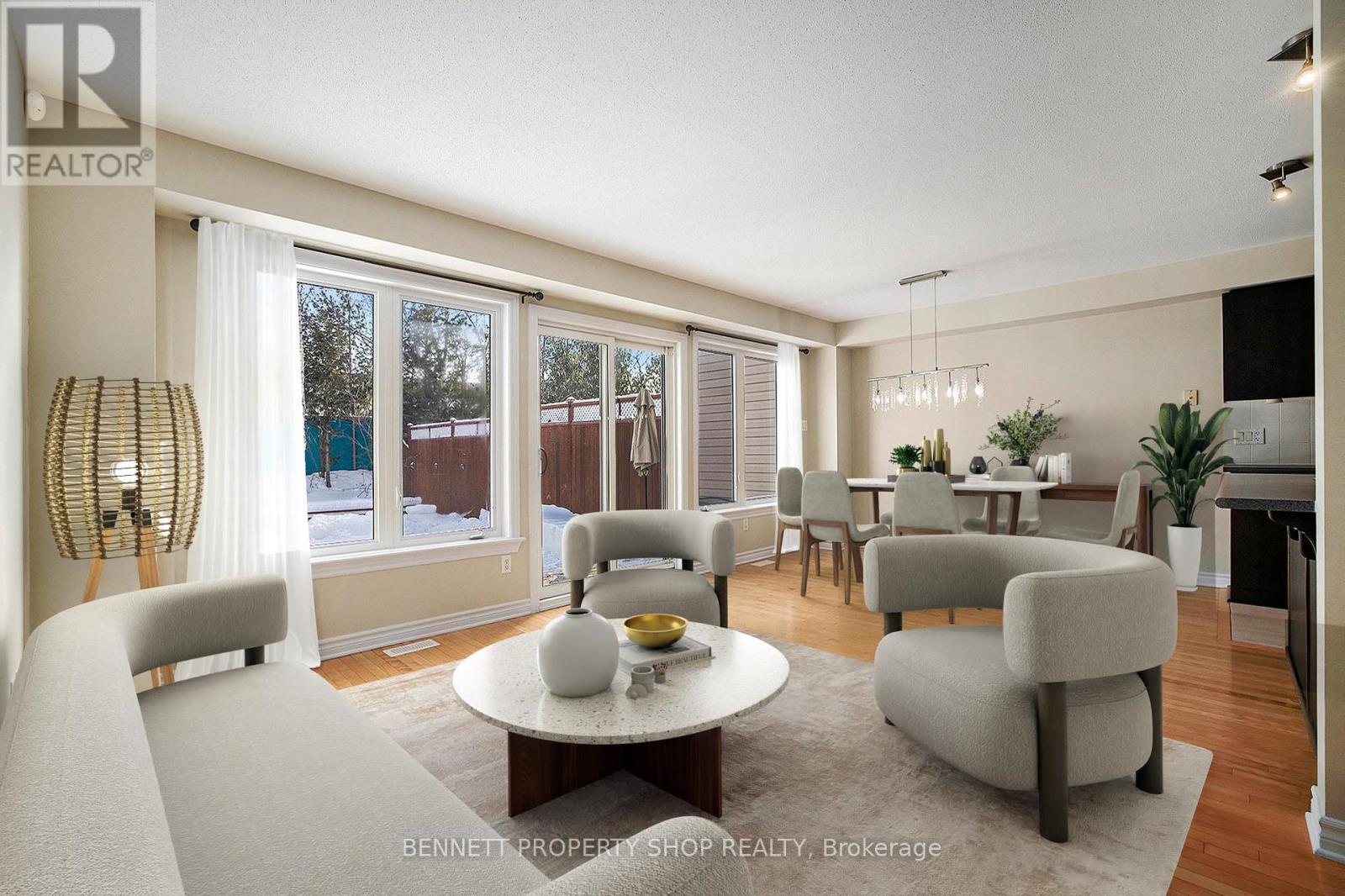 107 Bandelier Way