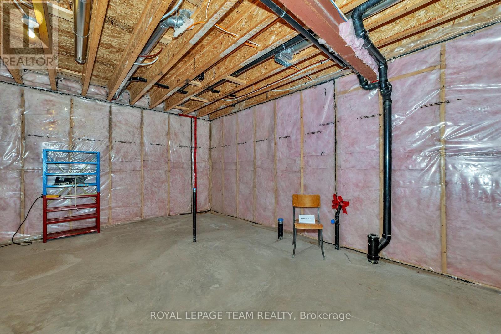 24 Magnolia Way