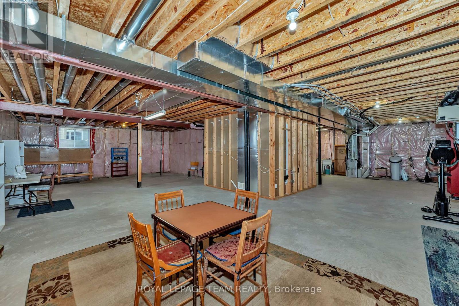 24 Magnolia Way