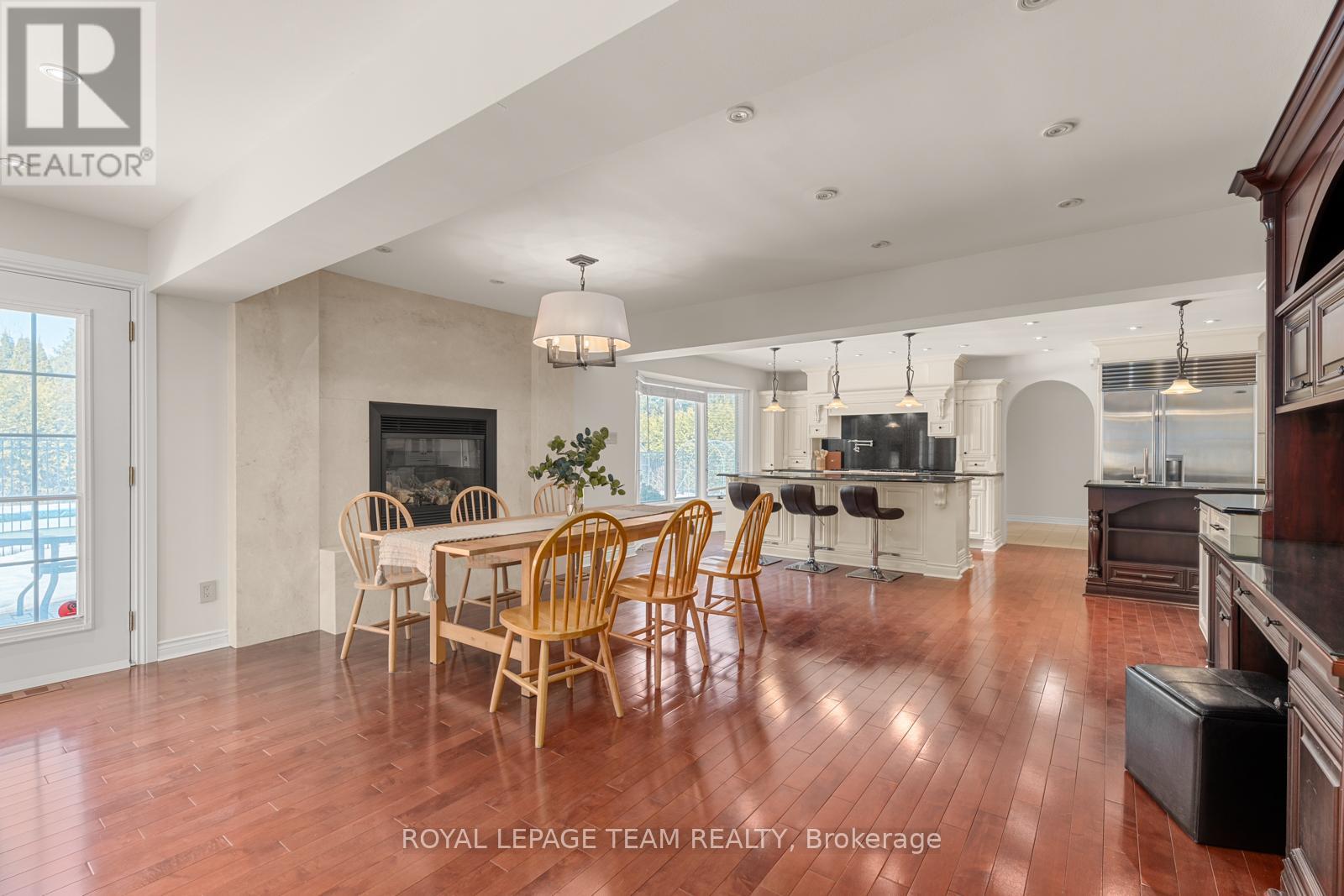 48 Cedarhill Drive