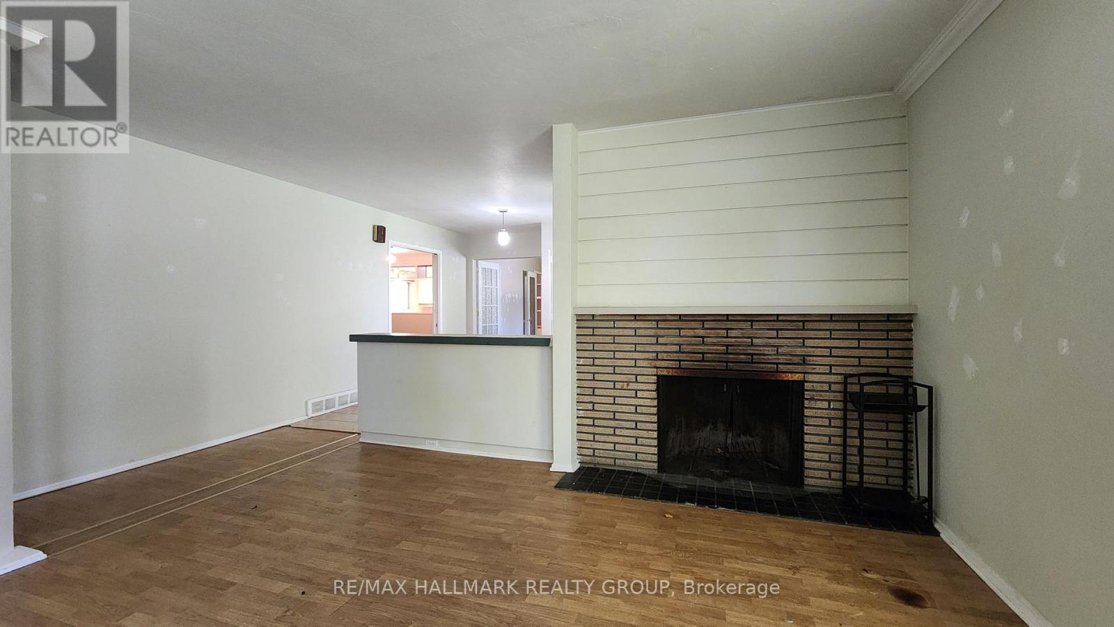 447 Roger Road