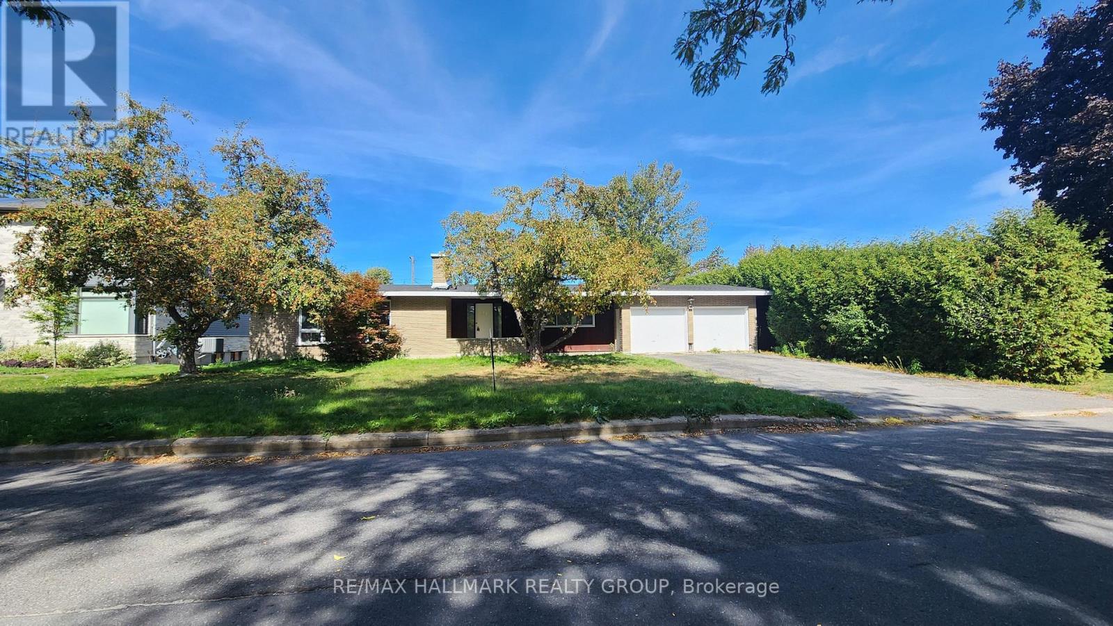 447 Roger Road