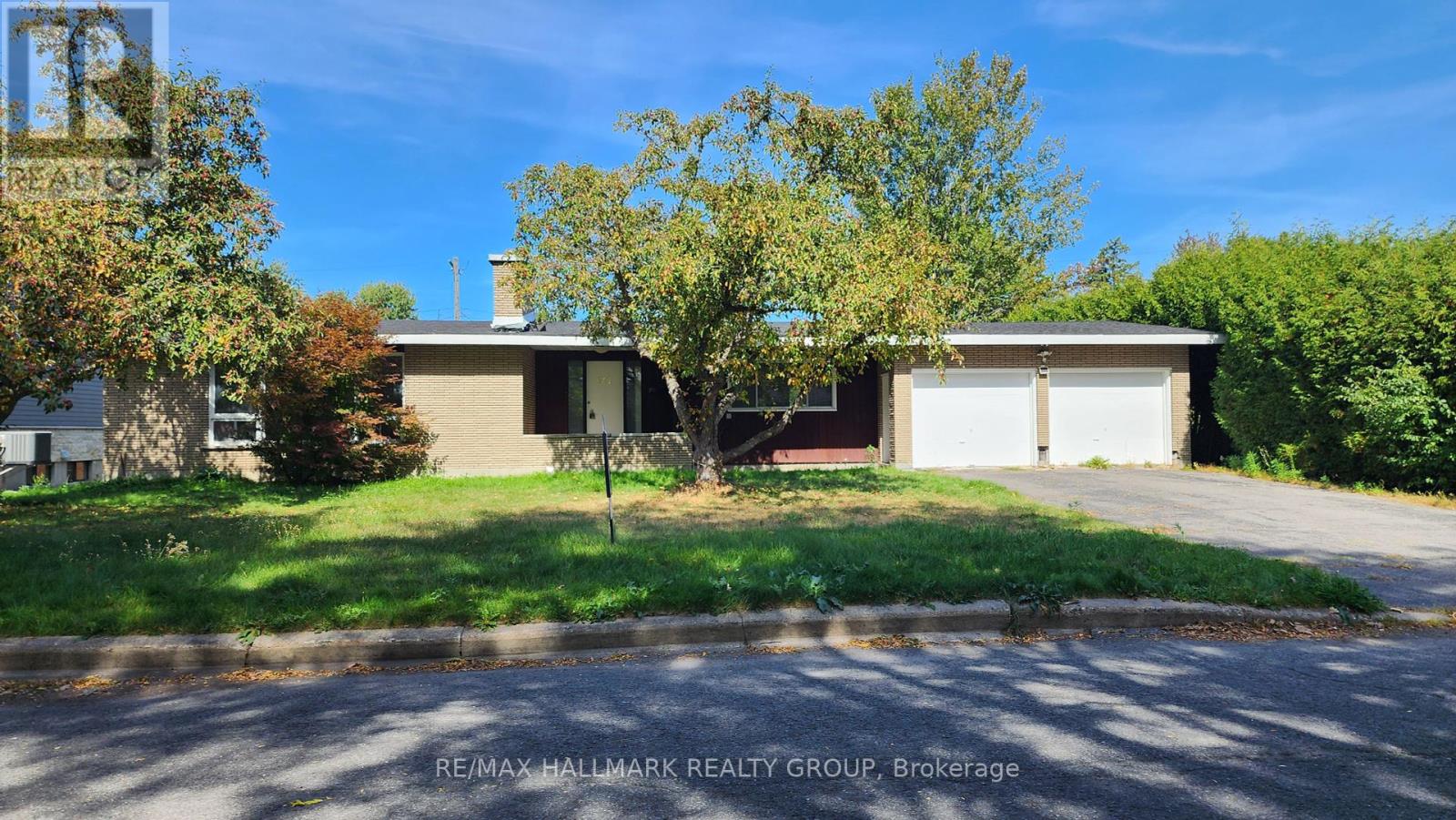447 Roger Road