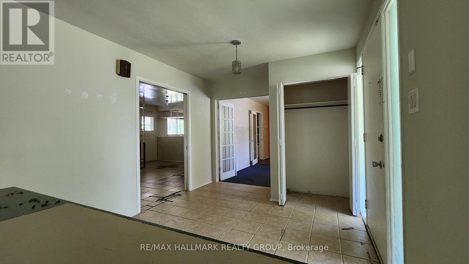447 Roger Road