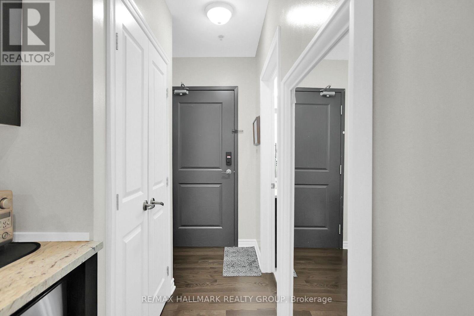 205 - 429 Kent Street