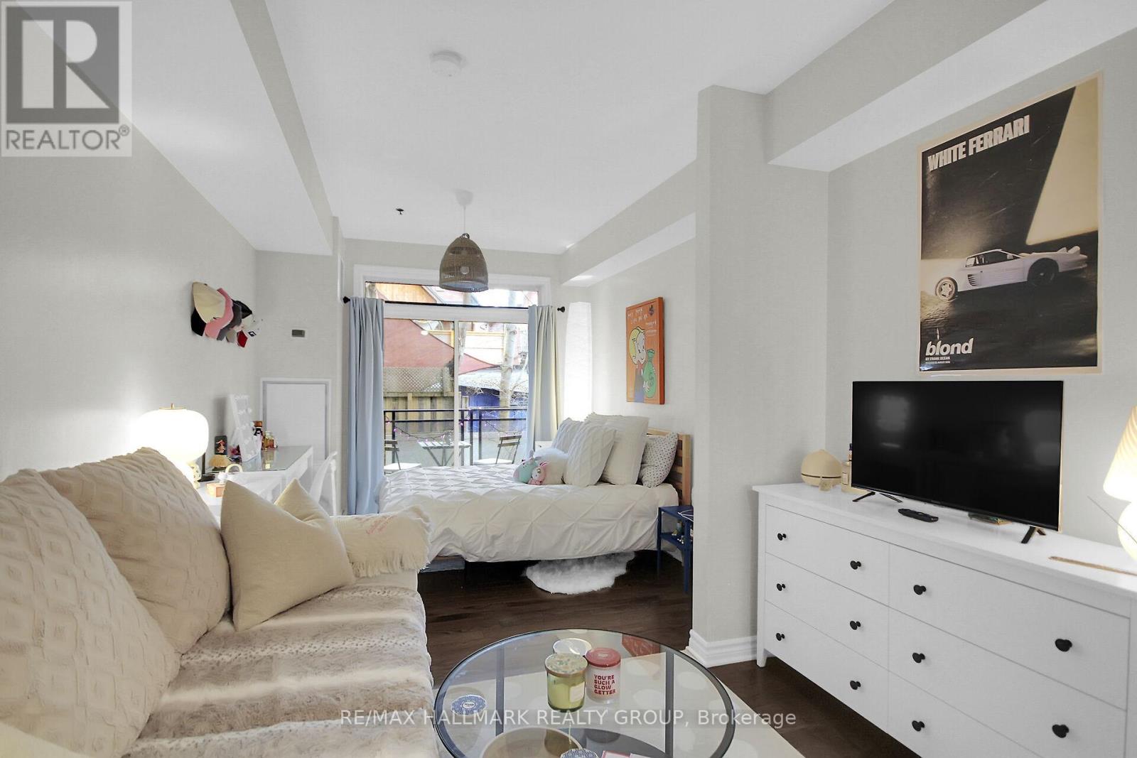 205 - 429 Kent Street