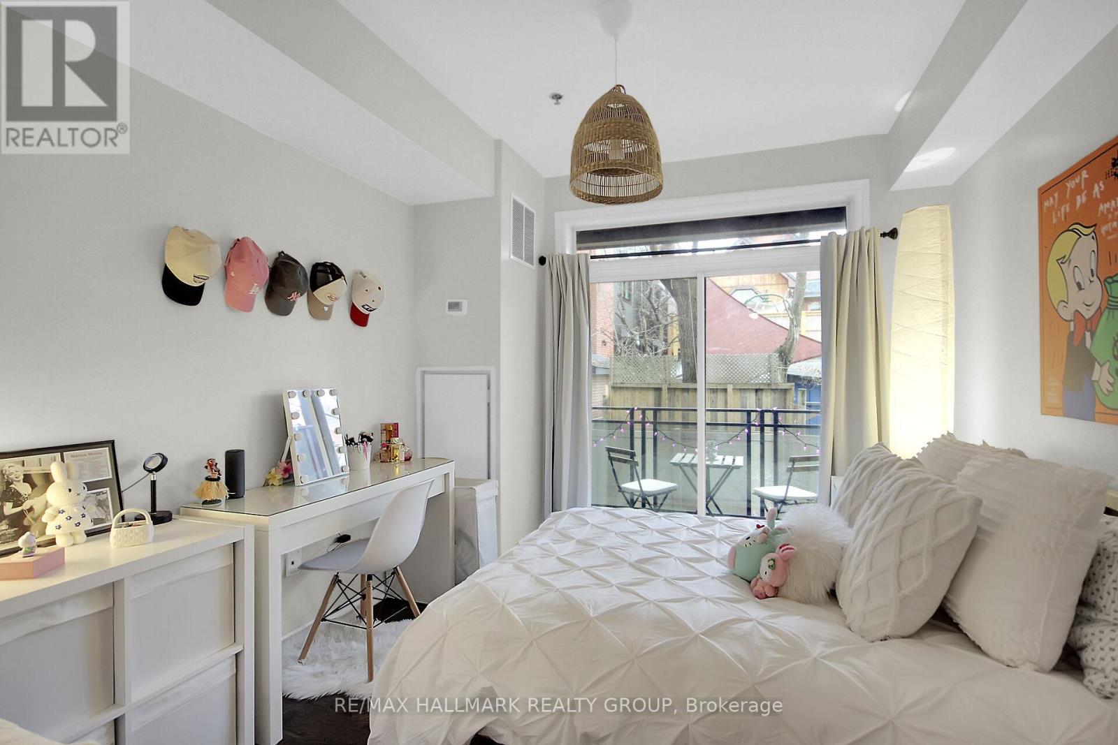 205 - 429 Kent Street