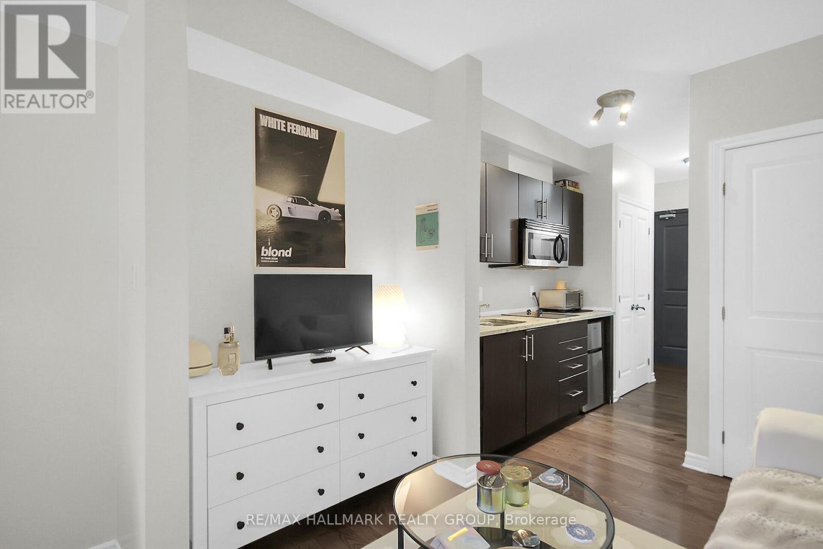 205 - 429 Kent Street