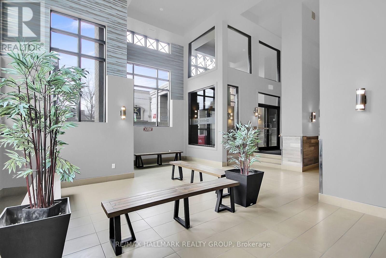 205 - 429 Kent Street