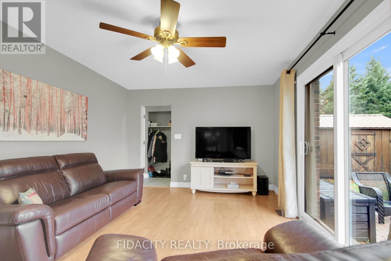 6657 Bluebird Street