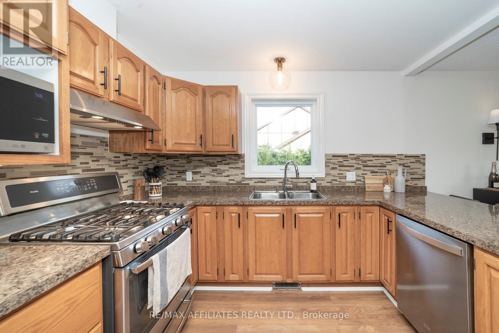 7055 Shadow Ridge Drive