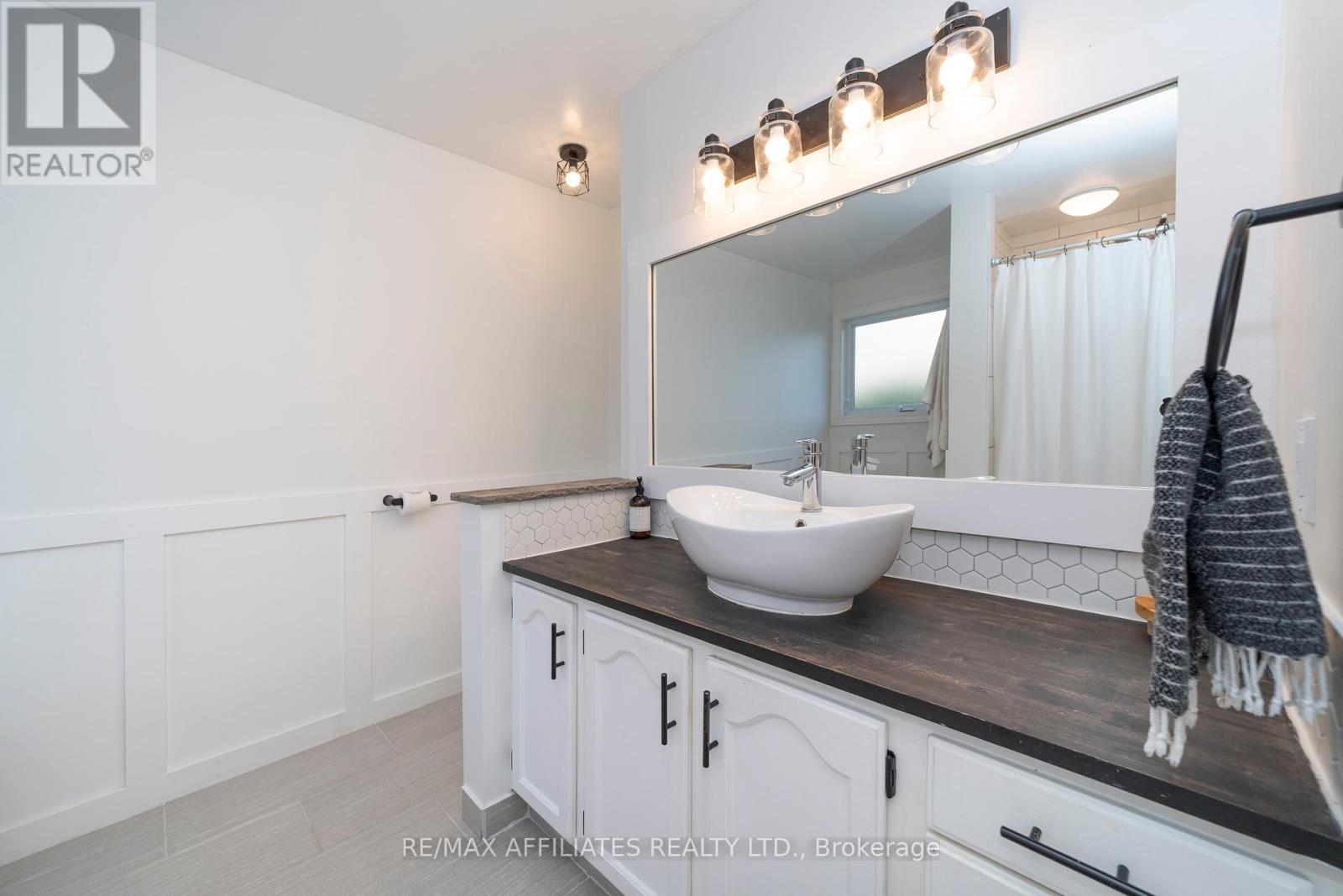 7055 Shadow Ridge Drive