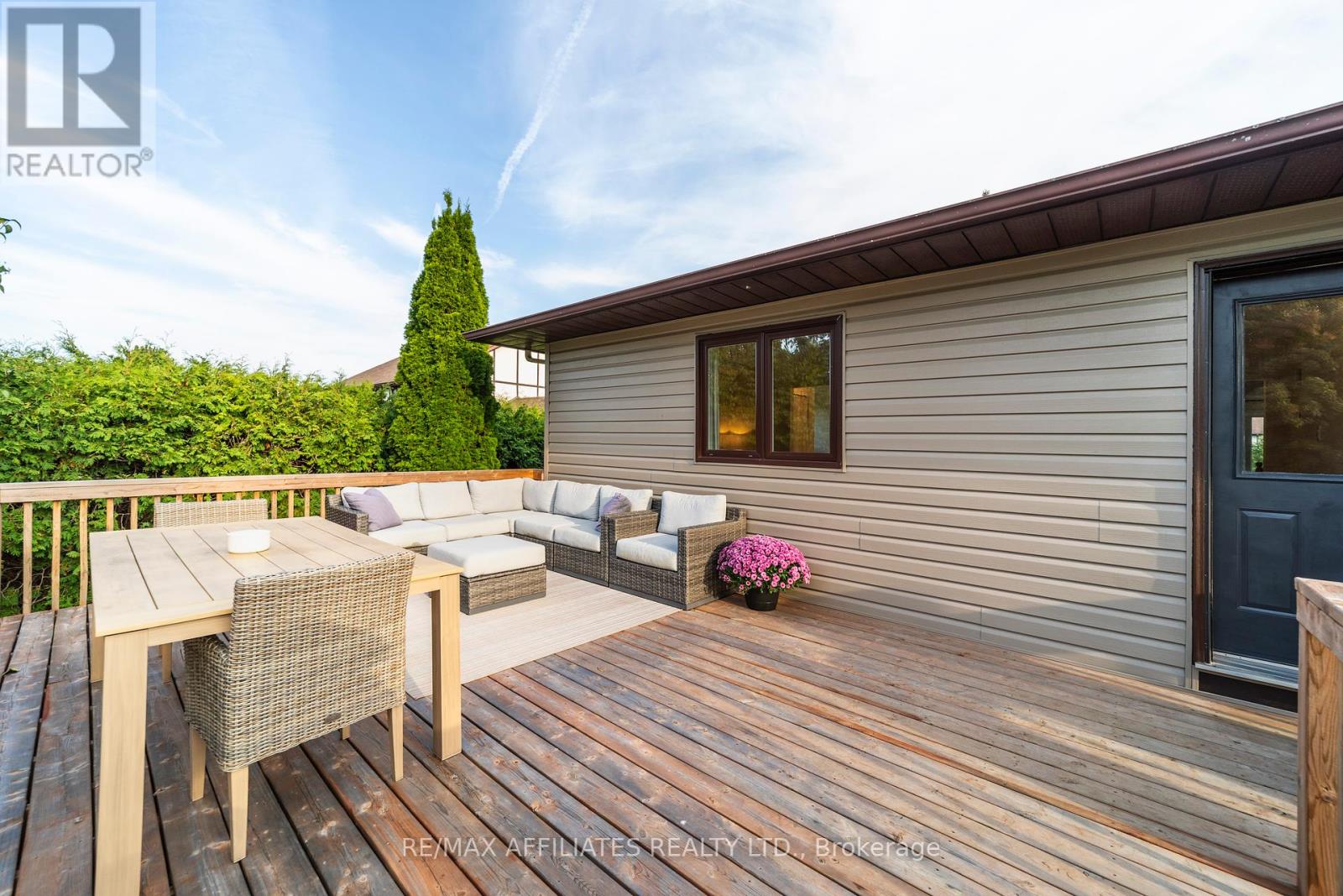 7055 Shadow Ridge Drive
