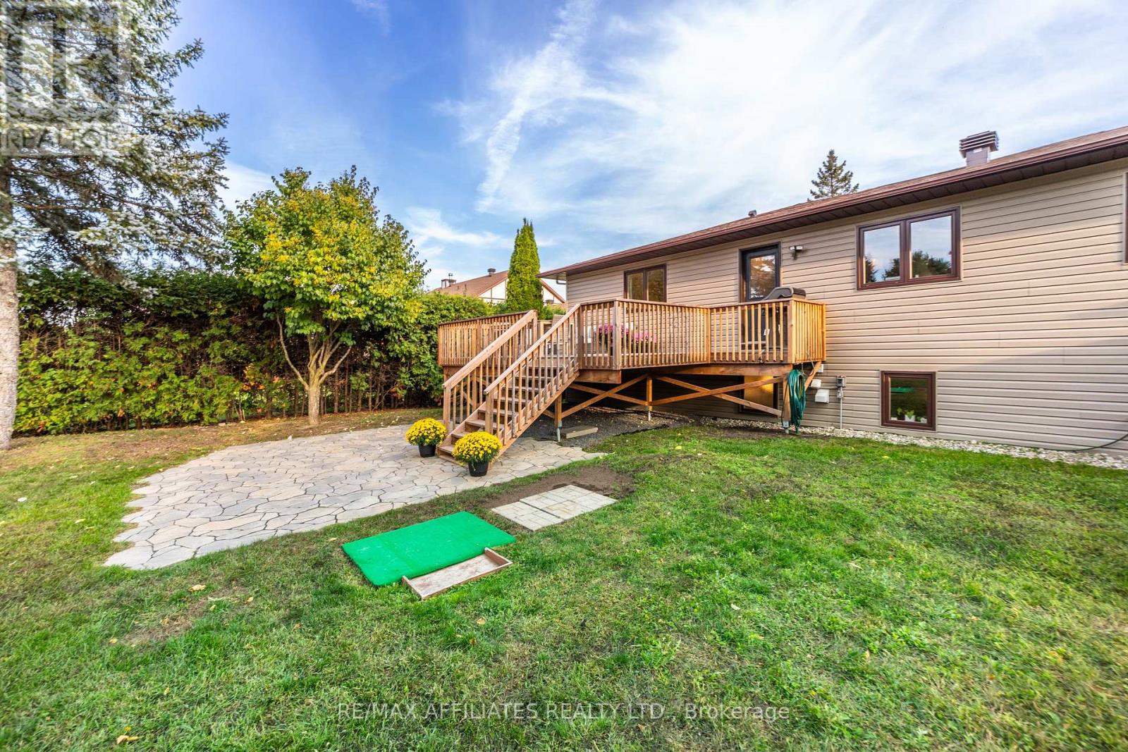 7055 Shadow Ridge Drive