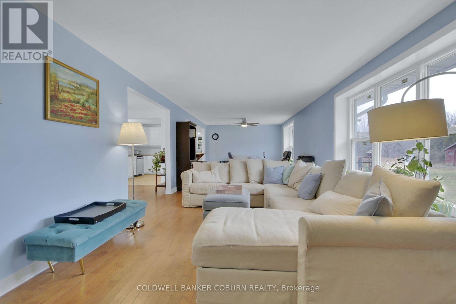 1696 Merwin Lane