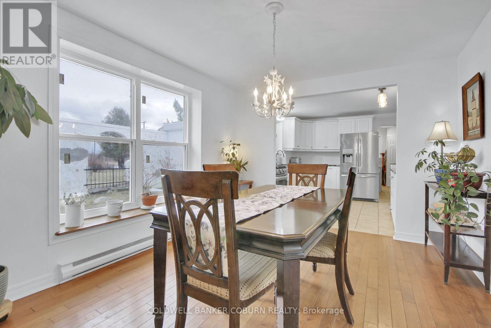 1696 Merwin Lane
