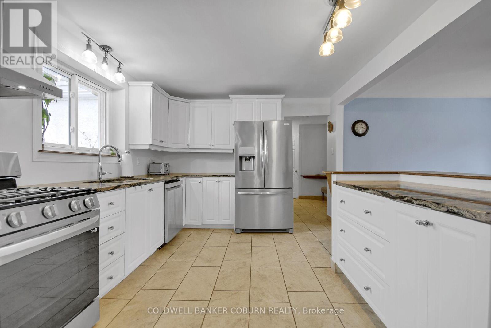 1696 Merwin Lane