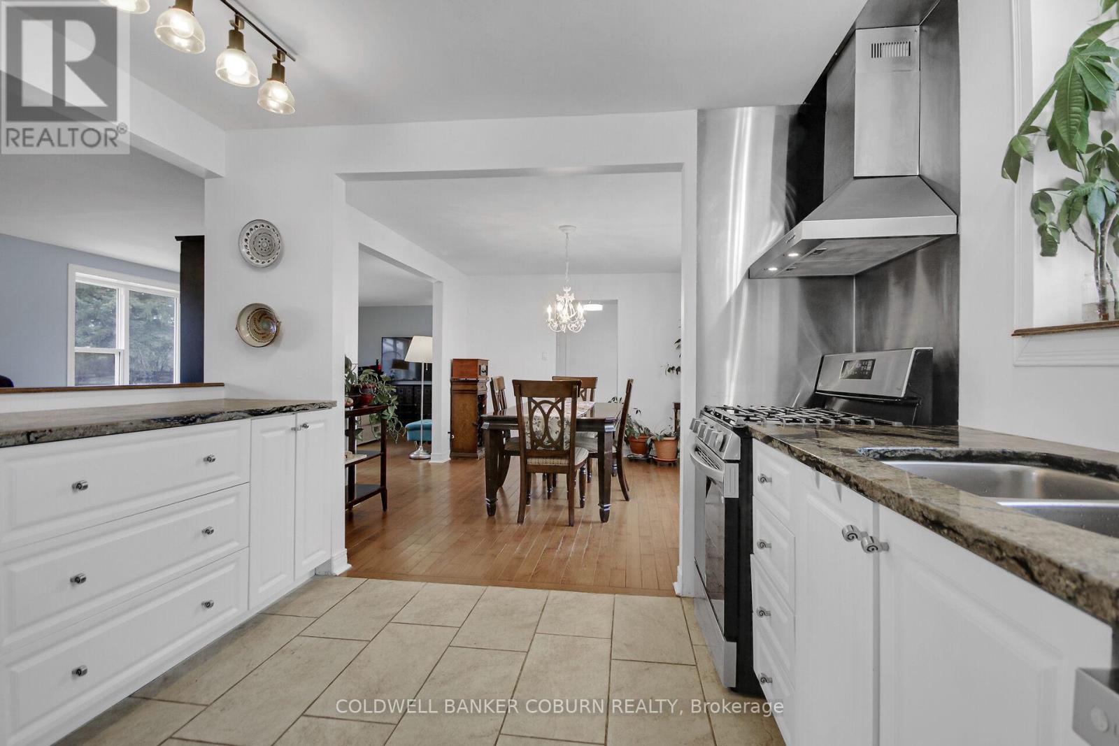 1696 Merwin Lane