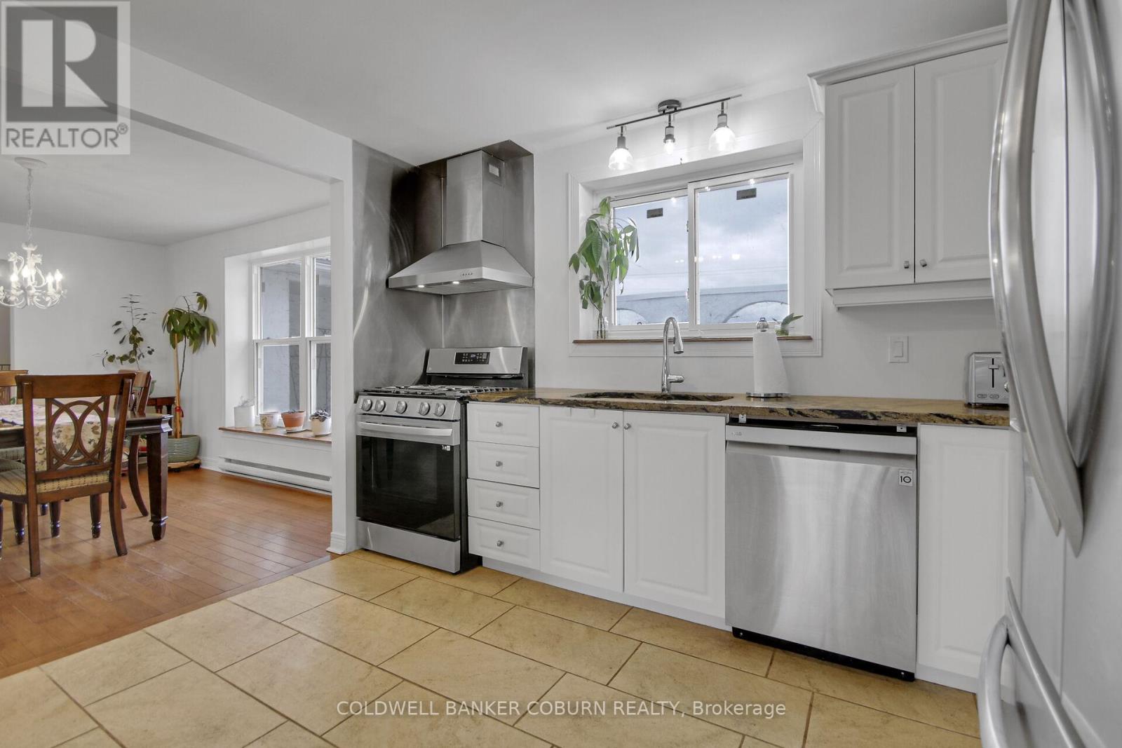1696 Merwin Lane