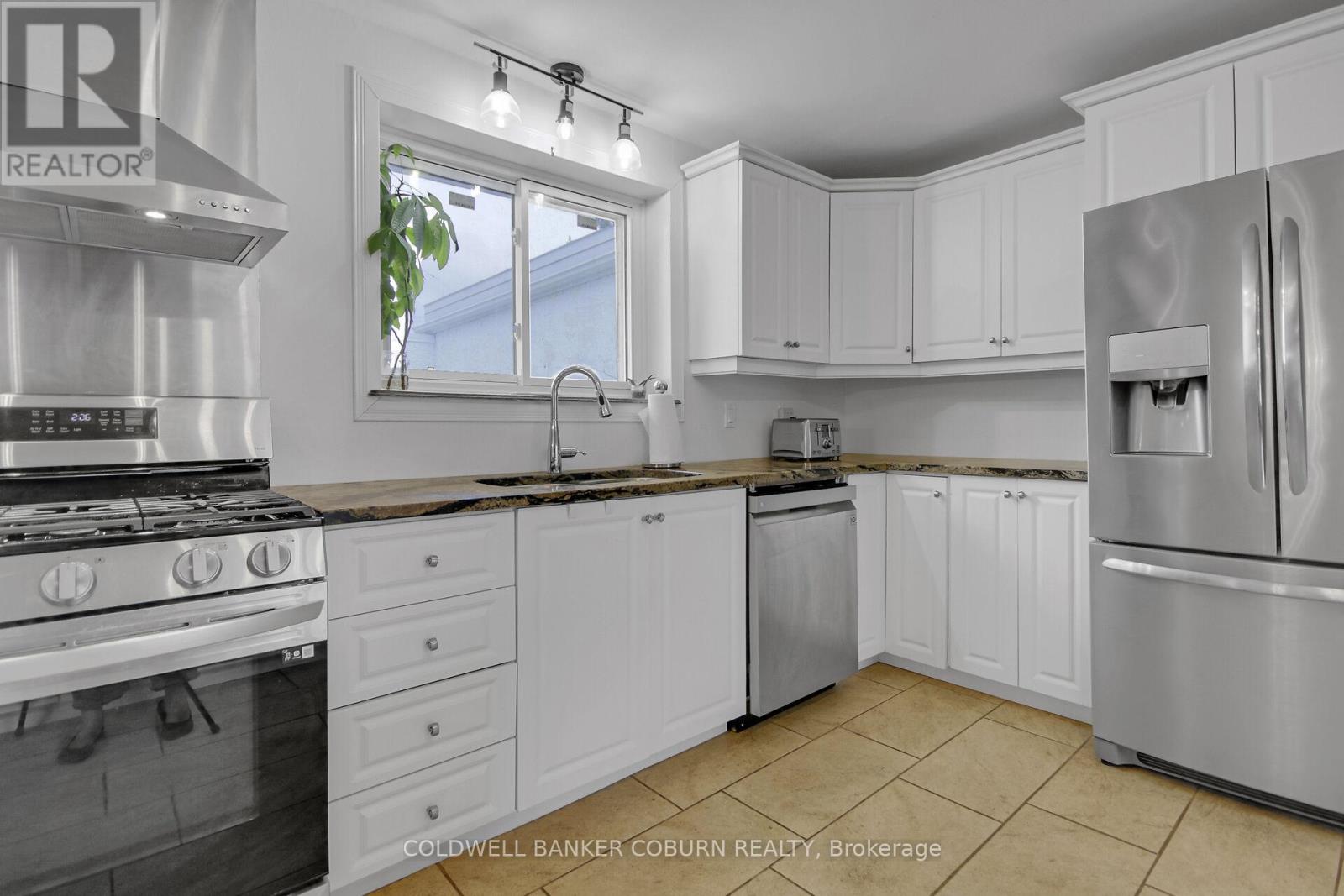 1696 Merwin Lane