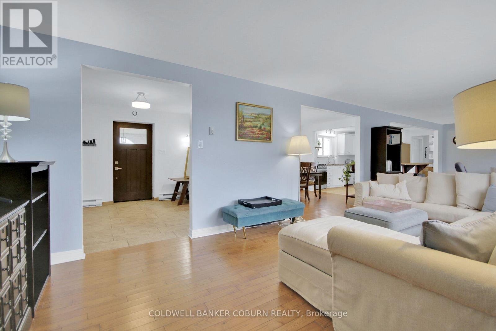 1696 Merwin Lane